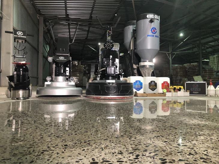 Strong Powerful Professional Automatic Industrial Vacuum Cleaner